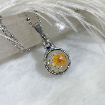 Wild Flower Cremation Necklace, Flower Terrarium, Urn Pendant, Creamation Jewelry, Unique Handmade Urn Necklace, Memorial, Keepsake Jewelry