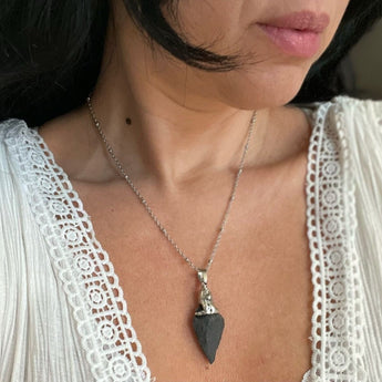 Arrowhead Urn Necklace